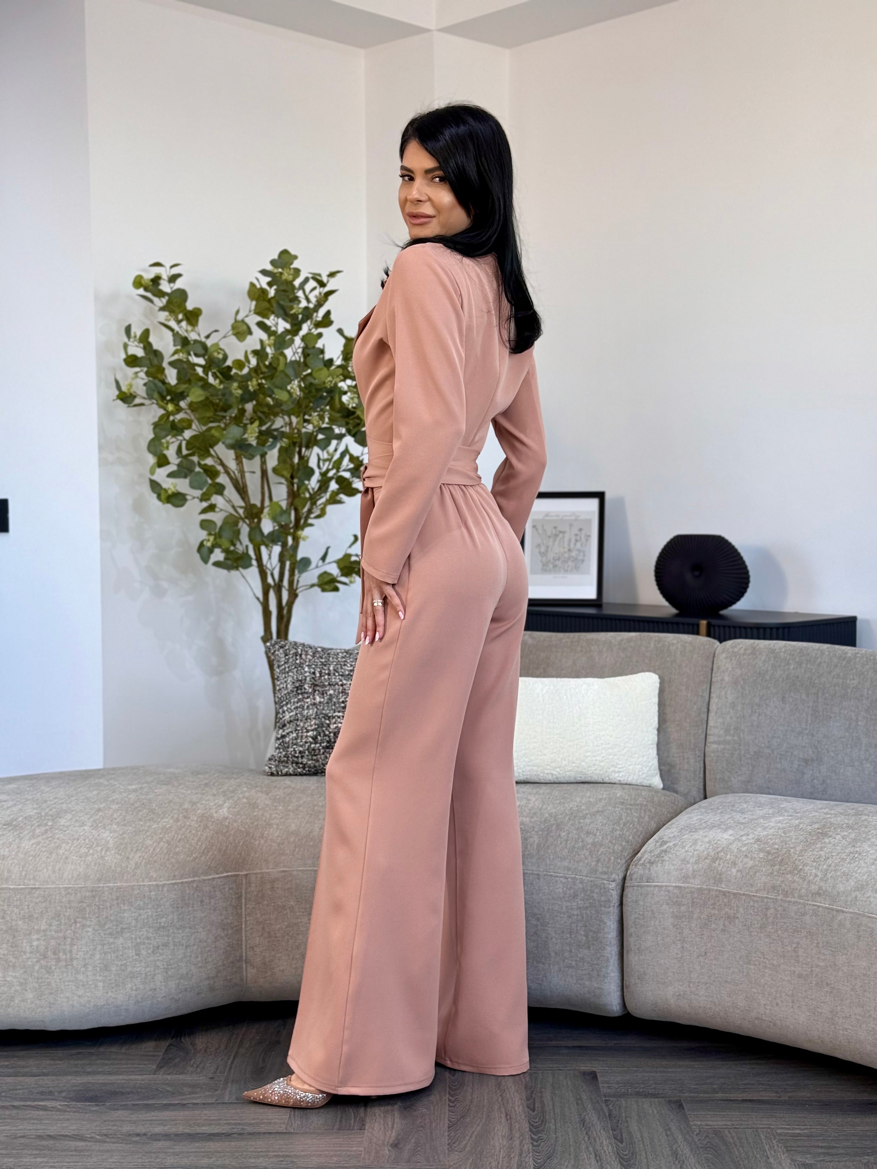 Outfit Lorena - Everleigh London