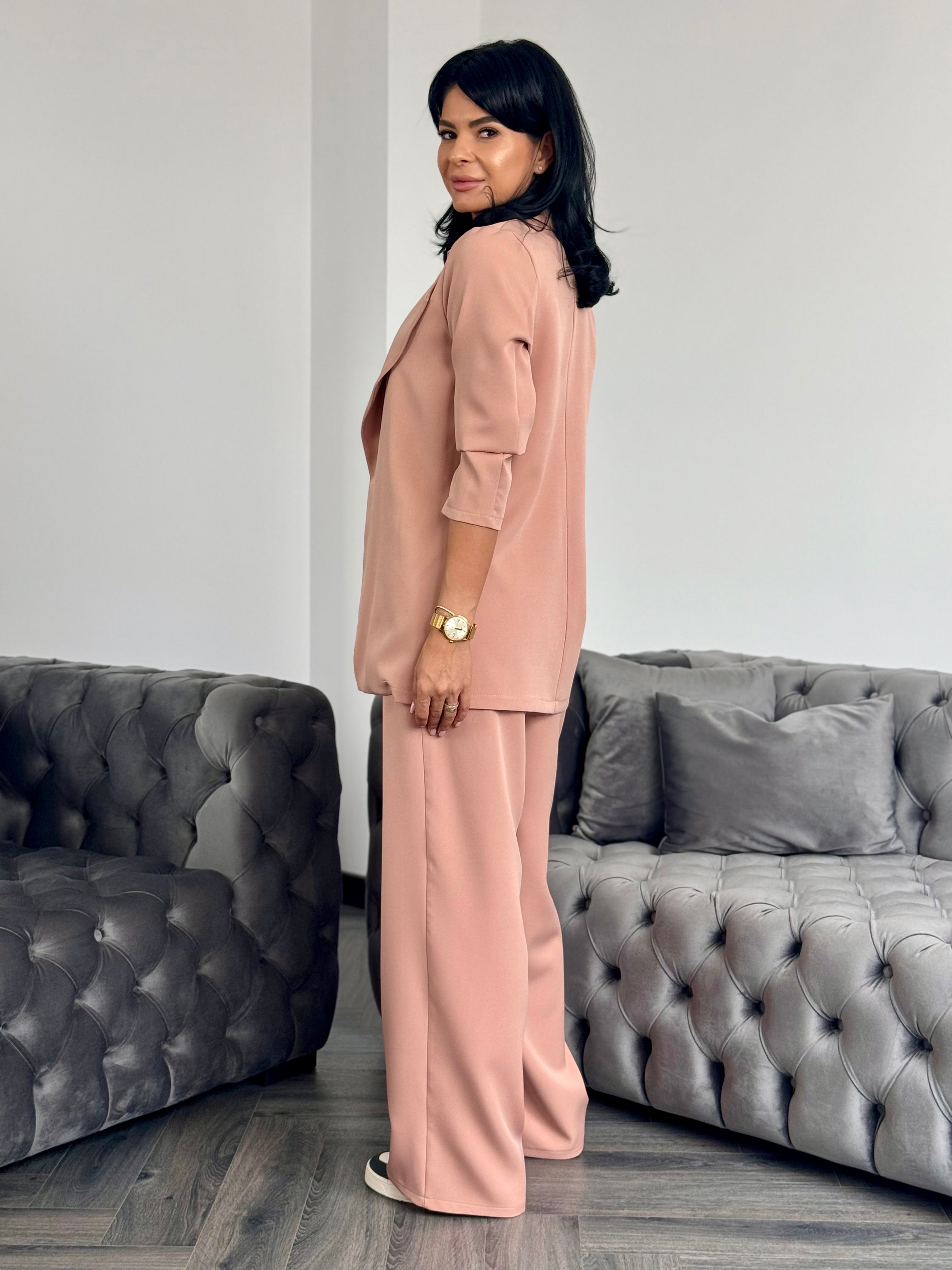 Outfit Verena - Everleigh London