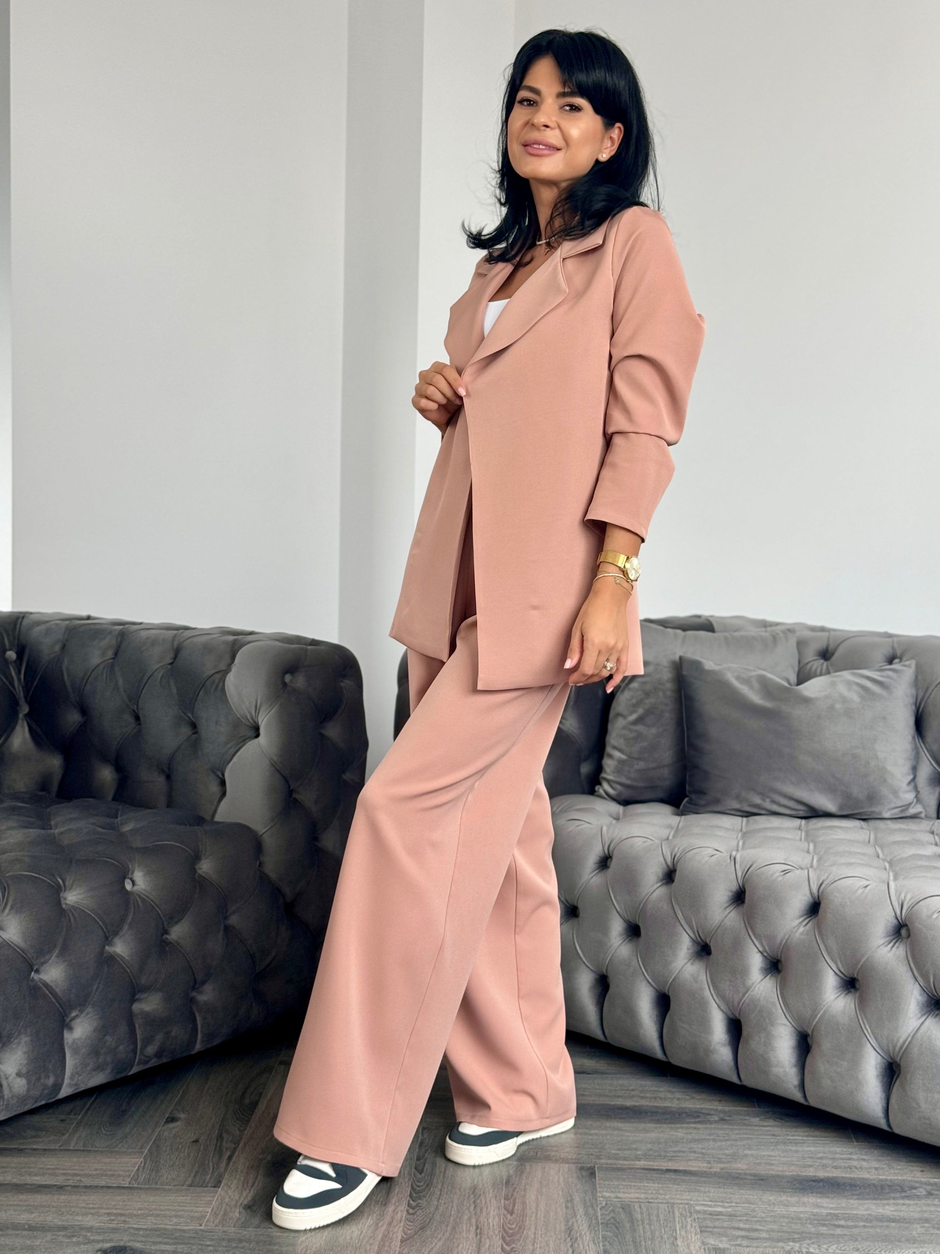 Outfit Verena - Everleigh London